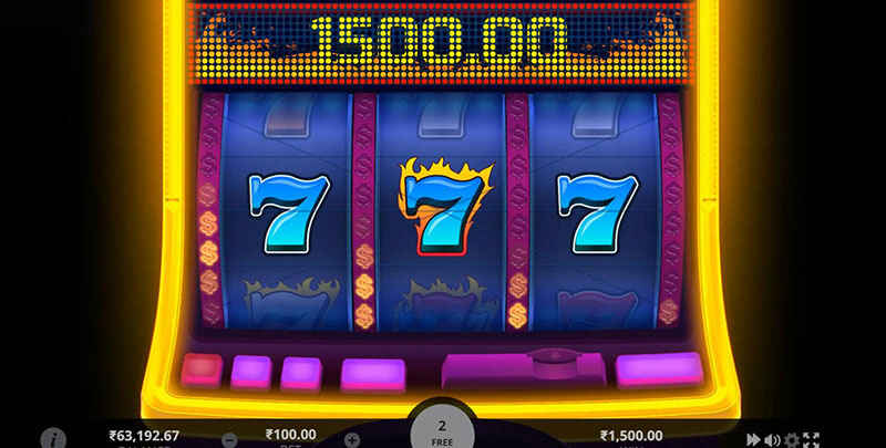 ホット トリプル セブン スロット マシン Free Spin Bonus